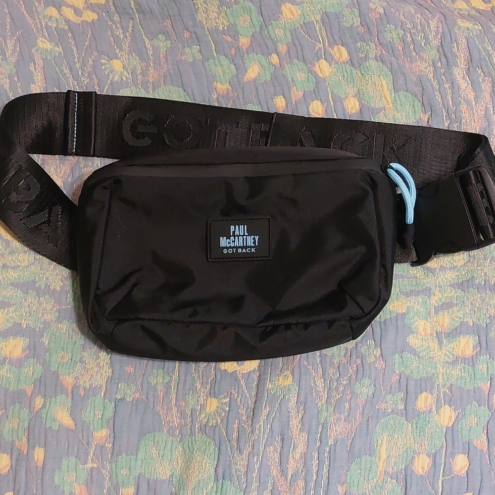 Paul McCartney Got Back Tour Fanny Pack - Picture 2 of 4